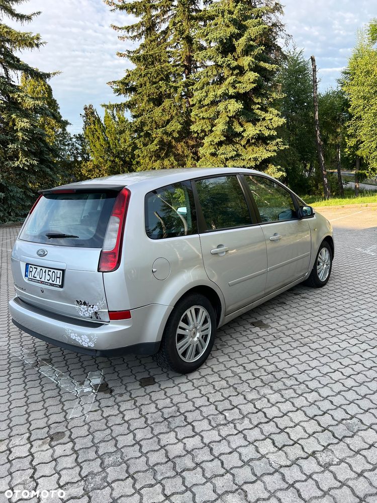 Ford Focus 1.6 TDCi Ghia DPF - 8