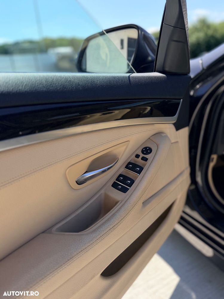 BMW Seria 5 520i Aut. - 16