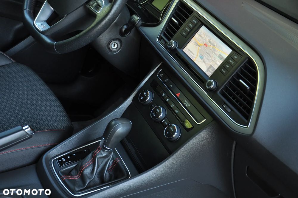 Seat Leon ver-sc-2-0-tdi-dpf-start-stop-dsg-fr - 17