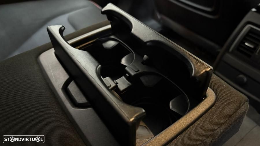 BMW 320 d xDrive Sport Line - 26