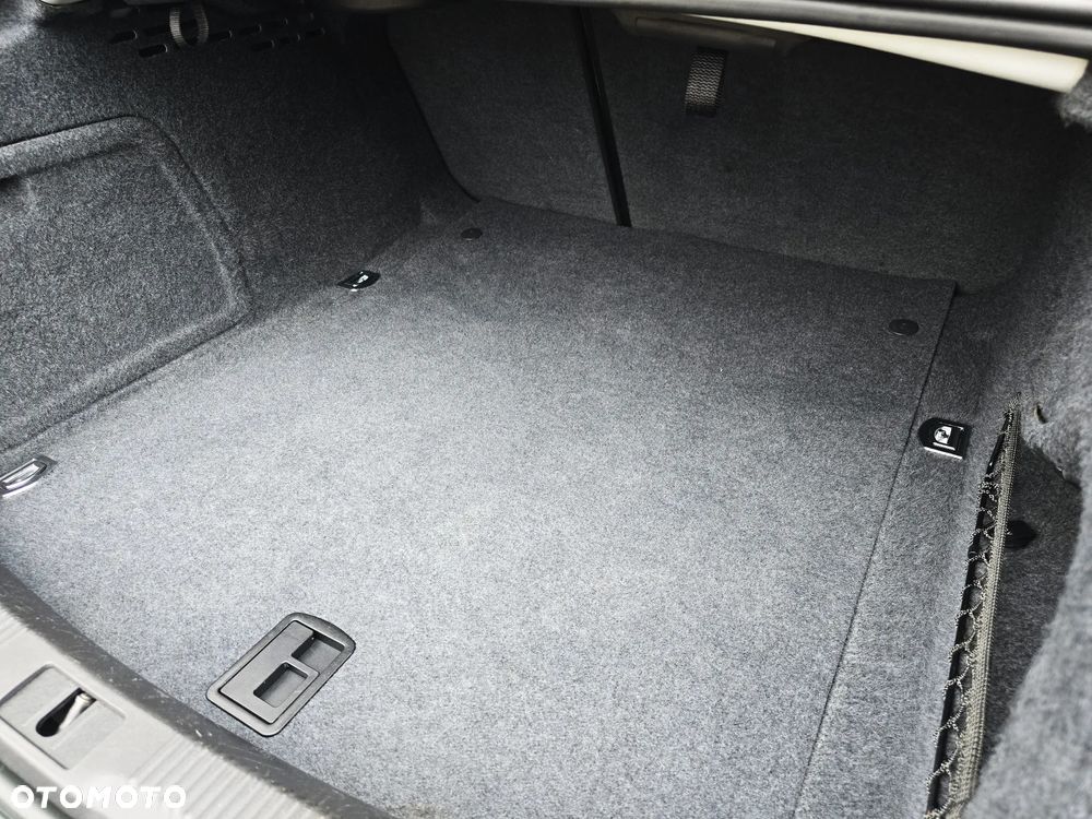 Audi A4 Limousine 2.0 TDI DPF S line Sportpaket - 28