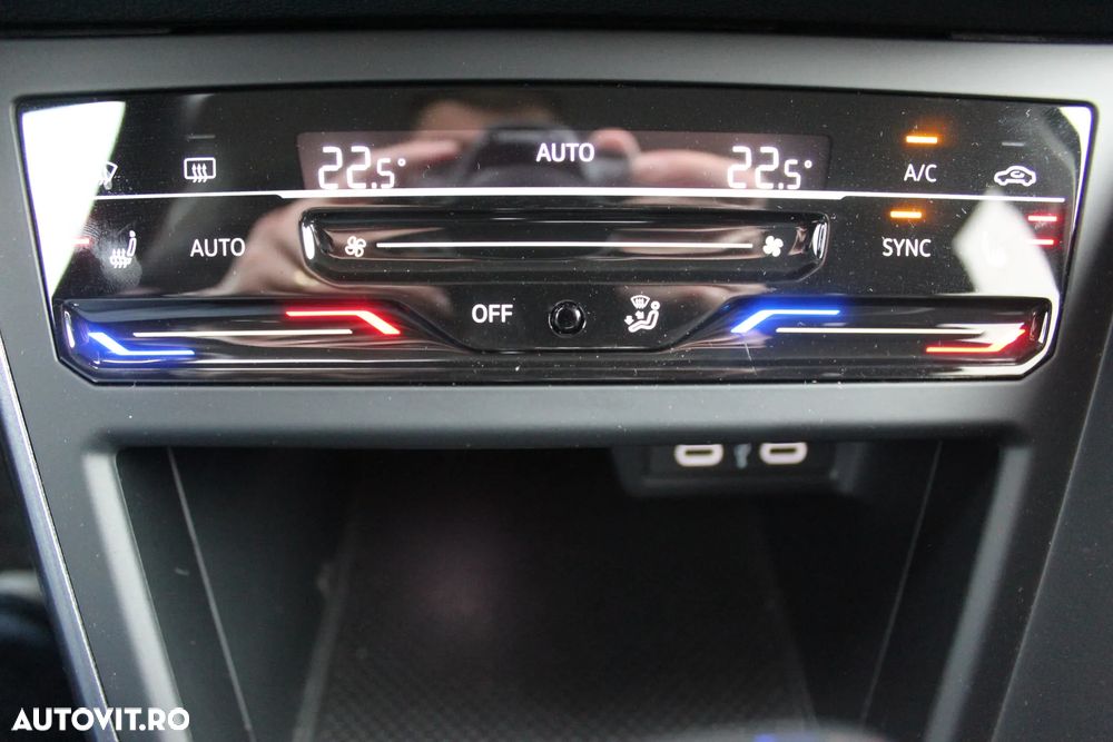 Volkswagen Taigo - 22