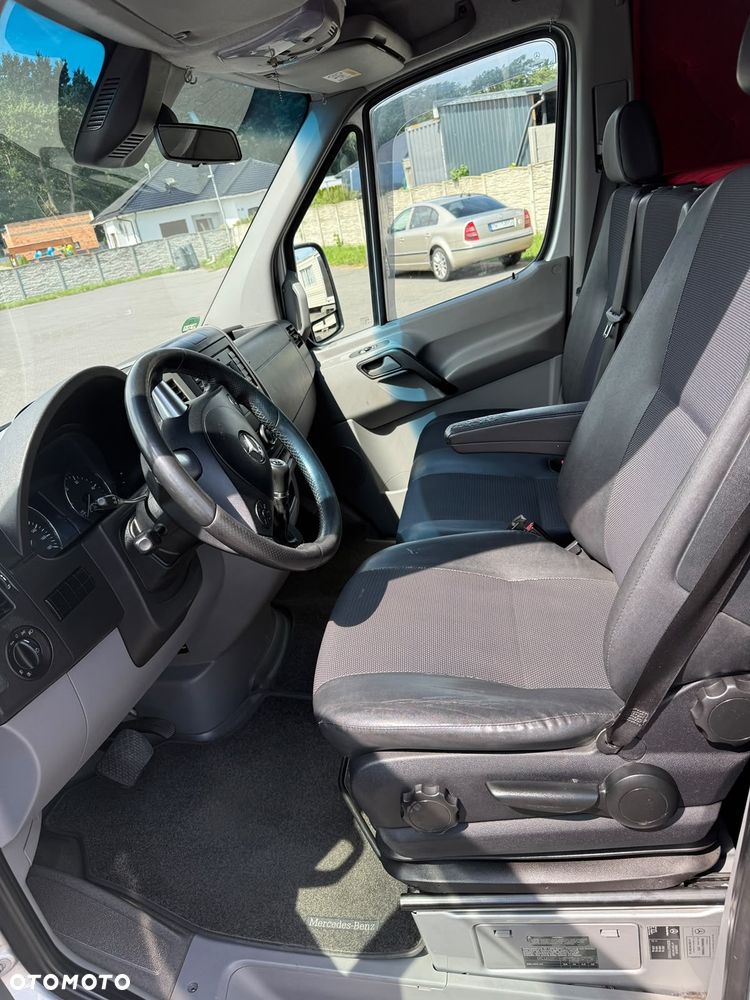 Mercedes-Benz Sprinter - 6