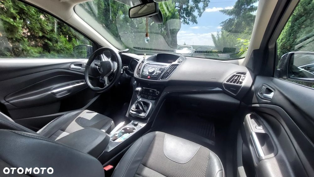 Ford Kuga 2.0 TDCi 4WD Titanium - 17