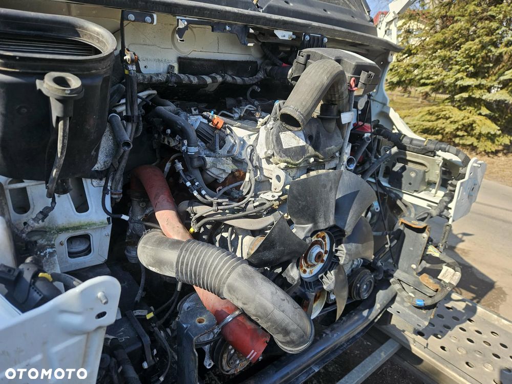 Iveco DAILY 35C18 CHŁODNIA  / KONTENER - 17