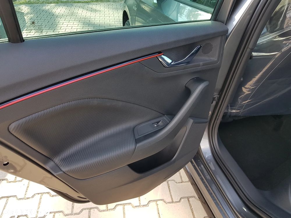 Skoda Kamiq 1.0 TSI Monte Carlo DSG - 13