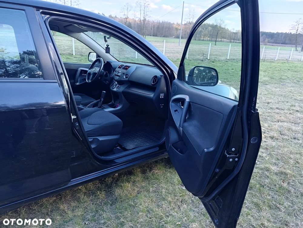 Toyota RAV4 2.0 4x4 - 12