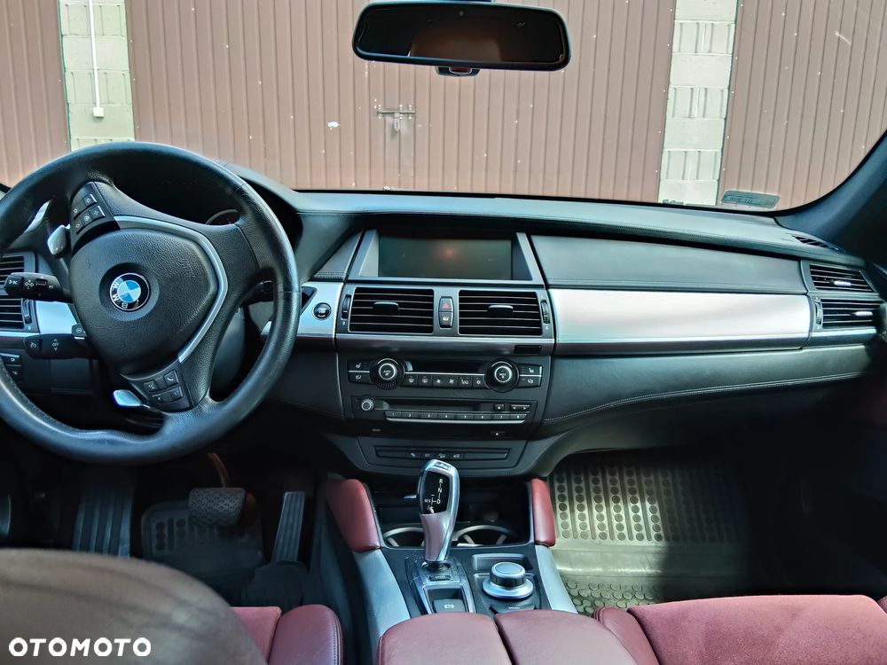 BMW X6 50i xDrive - 7