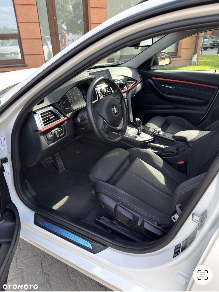 BMW Seria 3 320d Advantage - 10