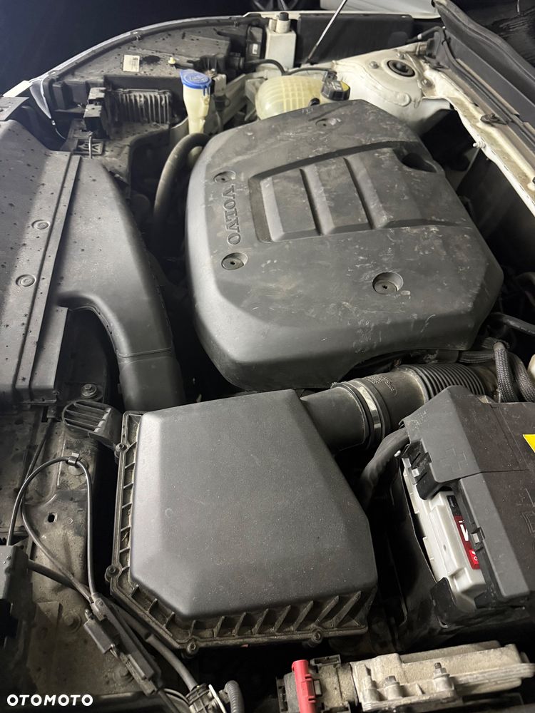 Volvo XC 40 T3 Momentum Pro - 23