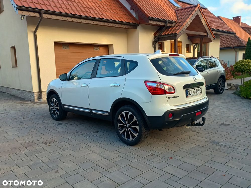 Nissan Qashqai - 4