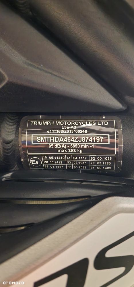 Triumph Street Triple - 17