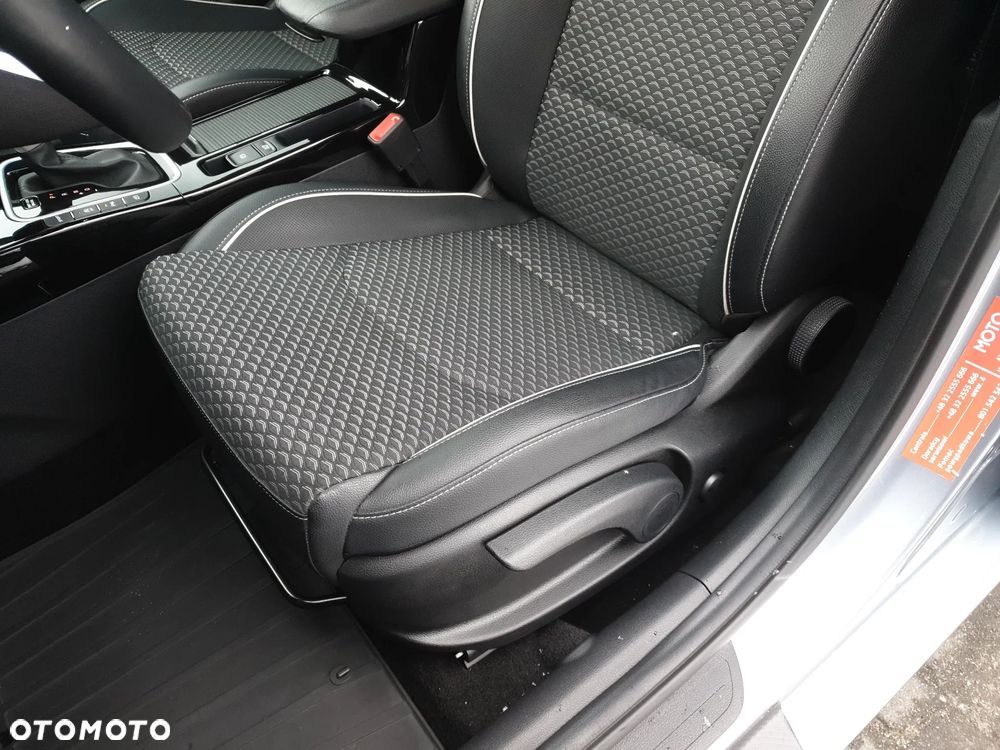 Kia Ceed 1.5 T-GDI Business Line Plus DCT - 12