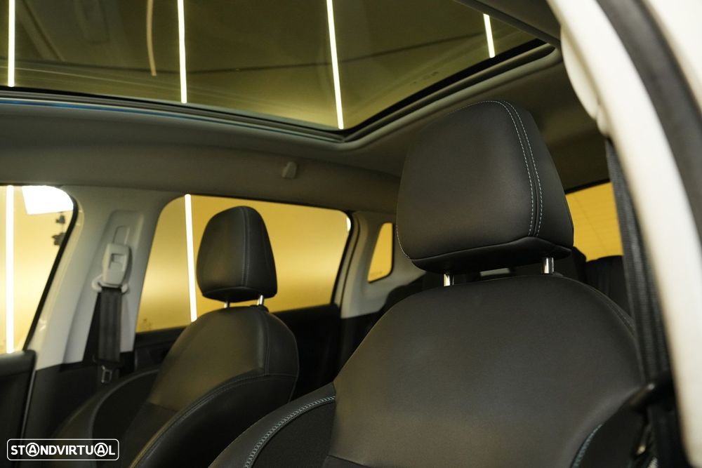 Peugeot 2008 1.5 BlueHDi Crossway EAT6 - 26