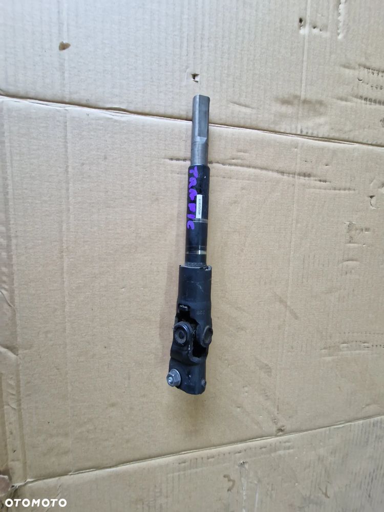 KRZYŻAK KOLUMNY KIEROWNICZEJ RENAULT TRAFIC 488202081R