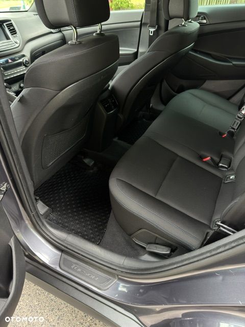 Hyundai Tucson 1.6 GDI BlueDrive GO 2WD - 15