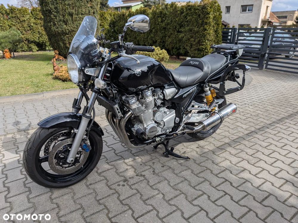 Yamaha XJR - 7