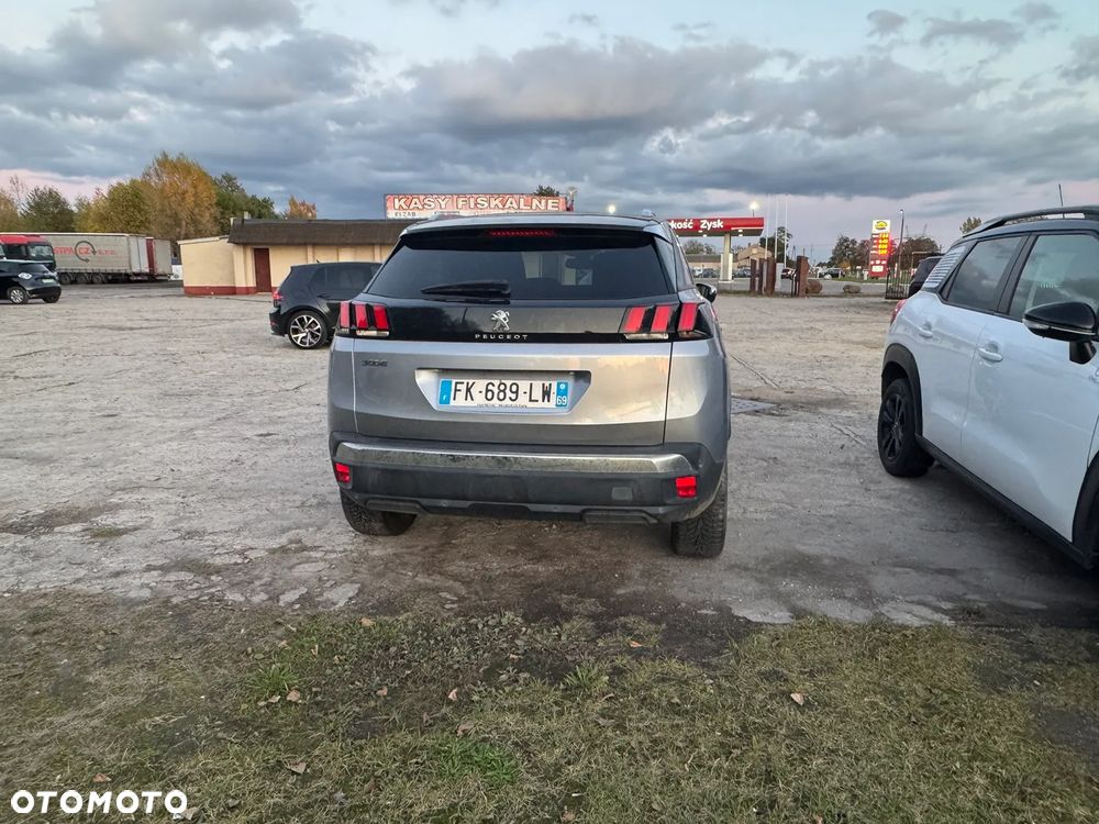 Peugeot 3008 PureTech 130 Stop & Start GPF EAT8 Roadtrip - 6