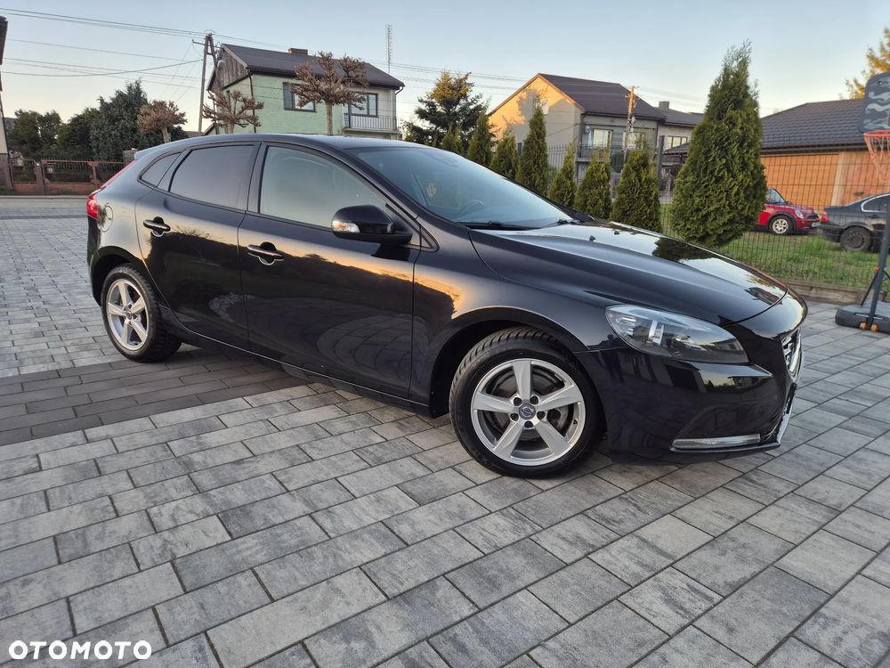 Volvo V40 D2 - 3