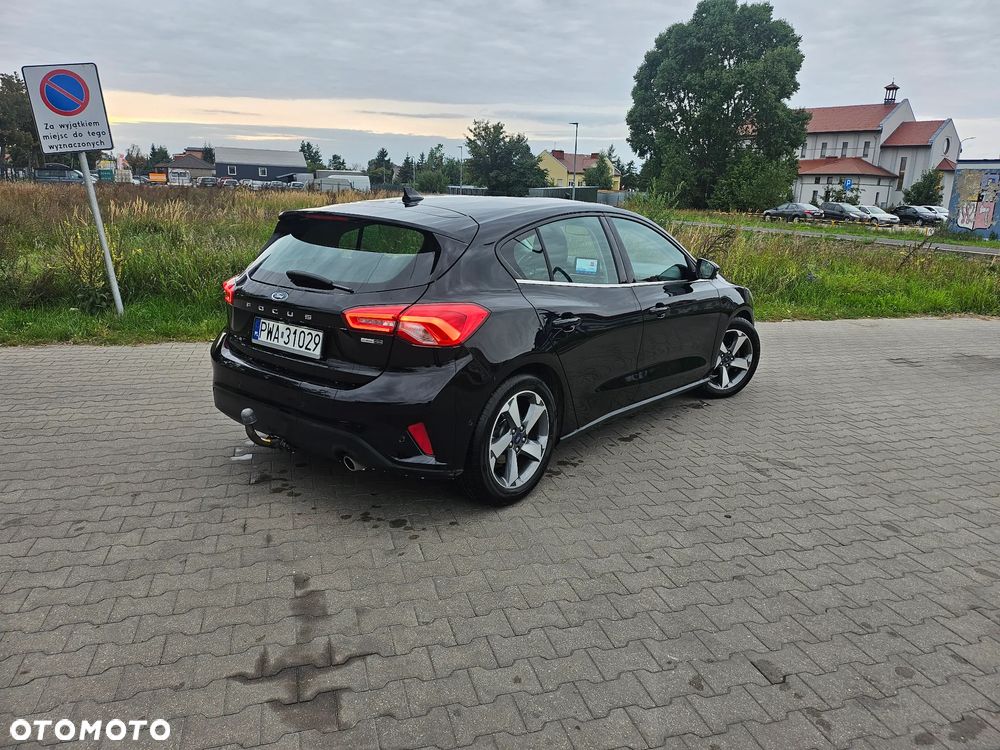 Ford Focus 1.0 EcoBoost Hybrid TITANIUM STYLE - 2