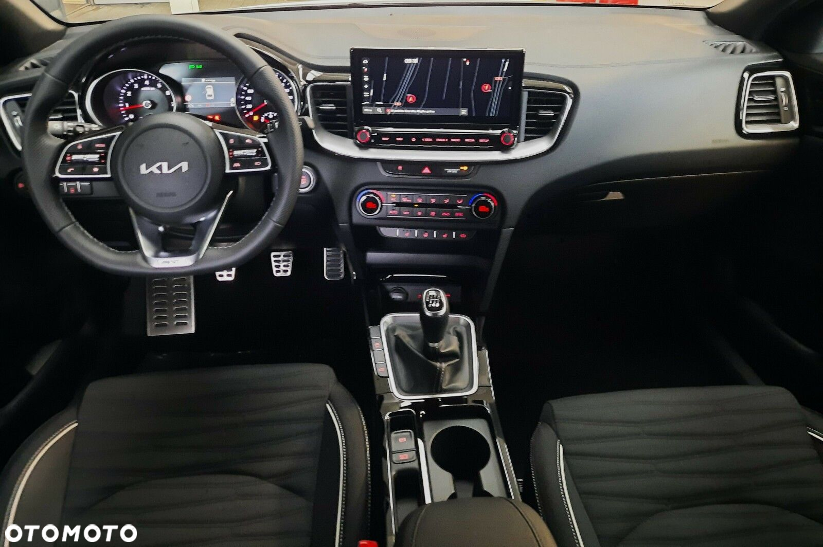 Kia ProCeed - 14