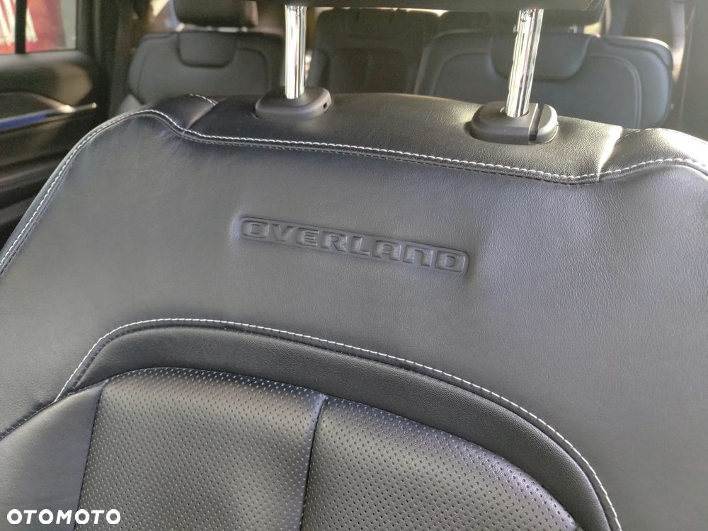 Jeep Grand Cherokee - 27