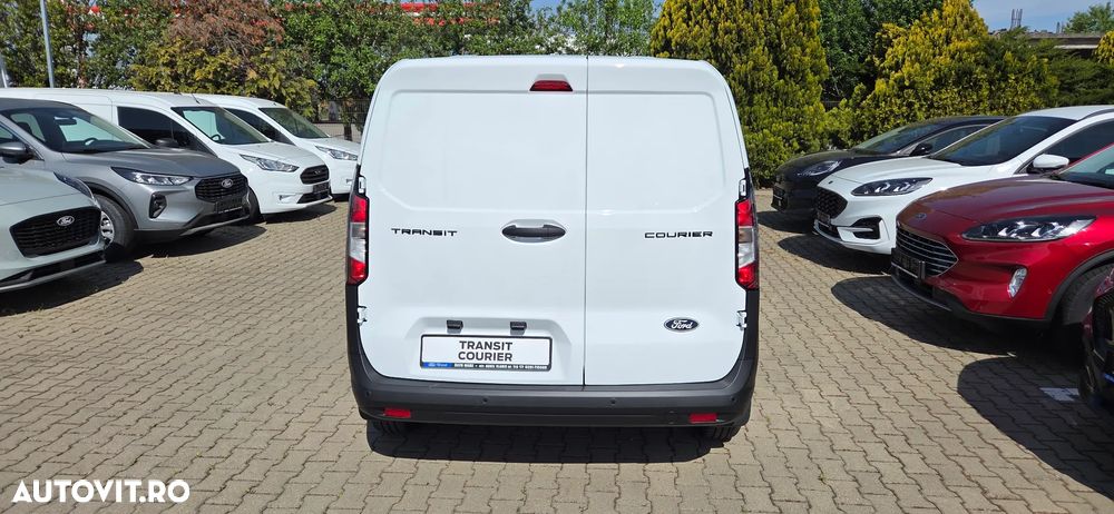 Ford Courier - 3