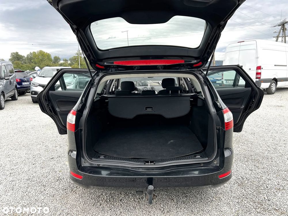 Ford Mondeo - 16