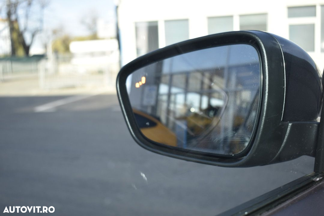 Ford Kuga - 39