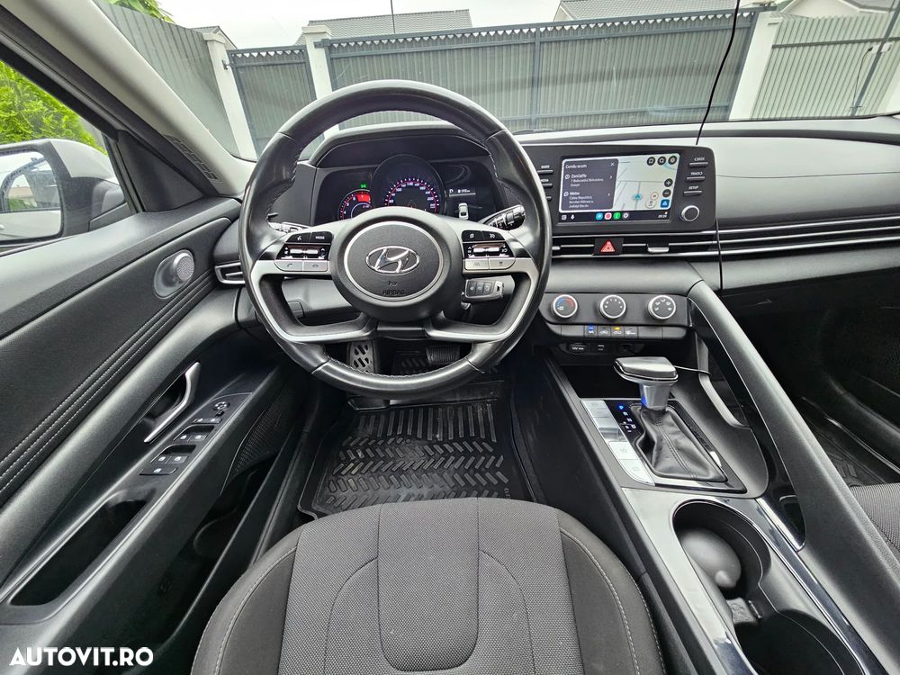 Hyundai Elantra 1.6 l 123 CP CVT Comfort - 10