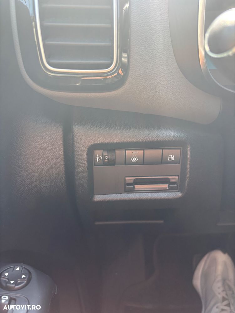 Citroën C5 Aircross 1.6 PHEV FWD 180 EAT8 Shine - 8