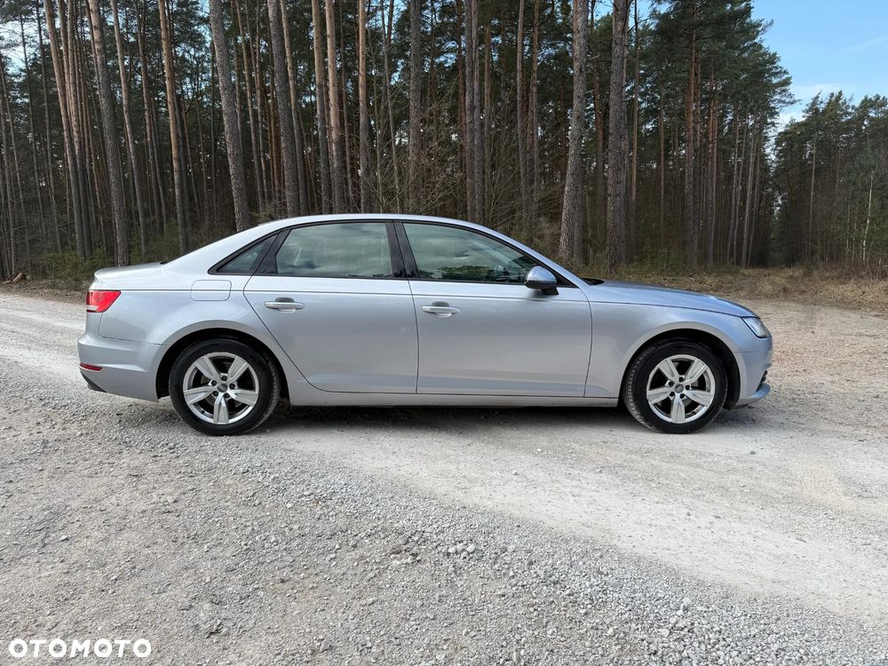 Audi A4 Limousine 2.0 TDI - 9