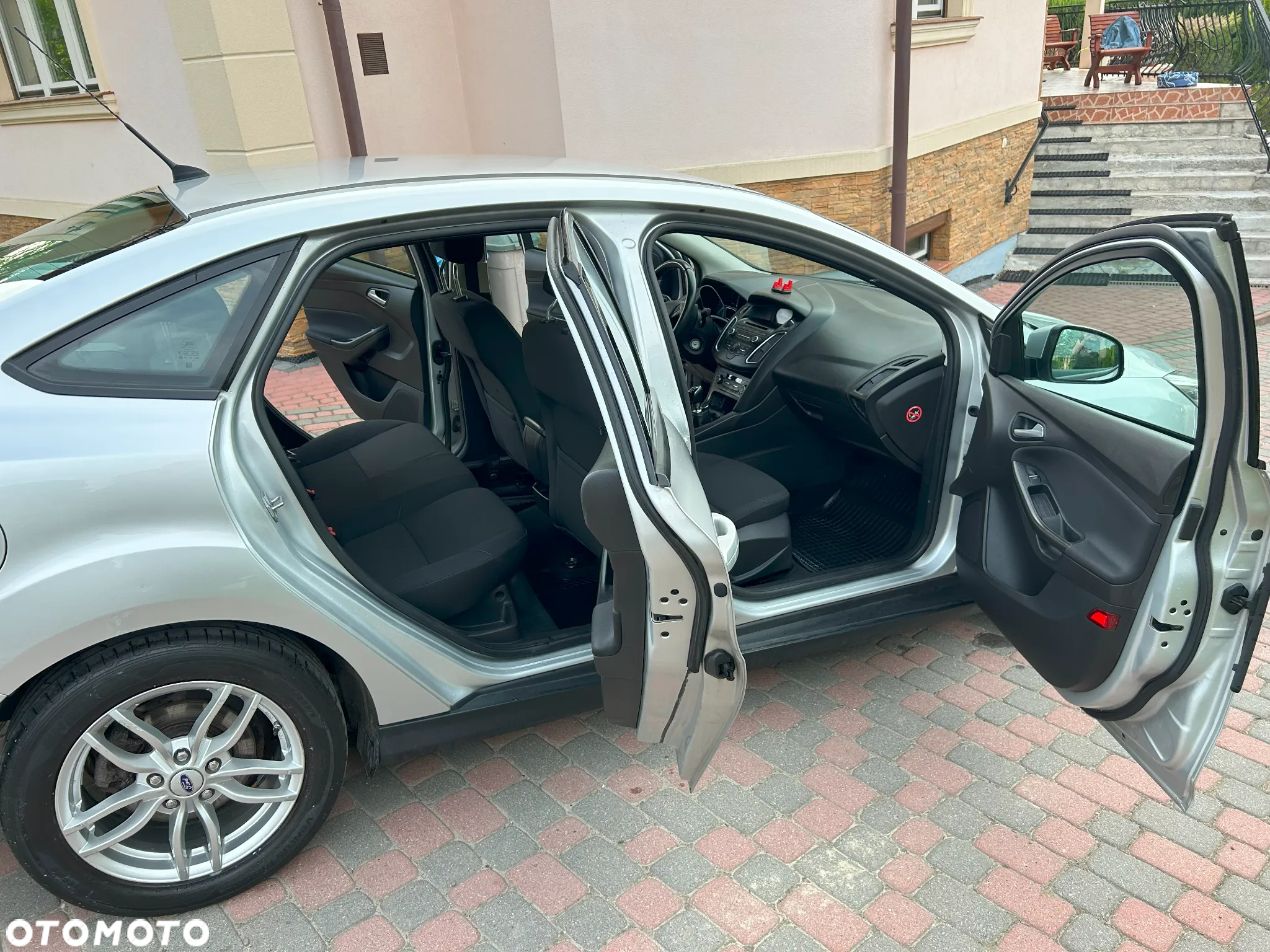 Ford Focus - 11