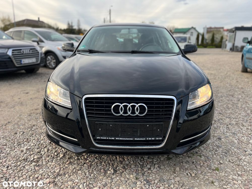 Audi A3 Sportback 1.6 Attraction - 2