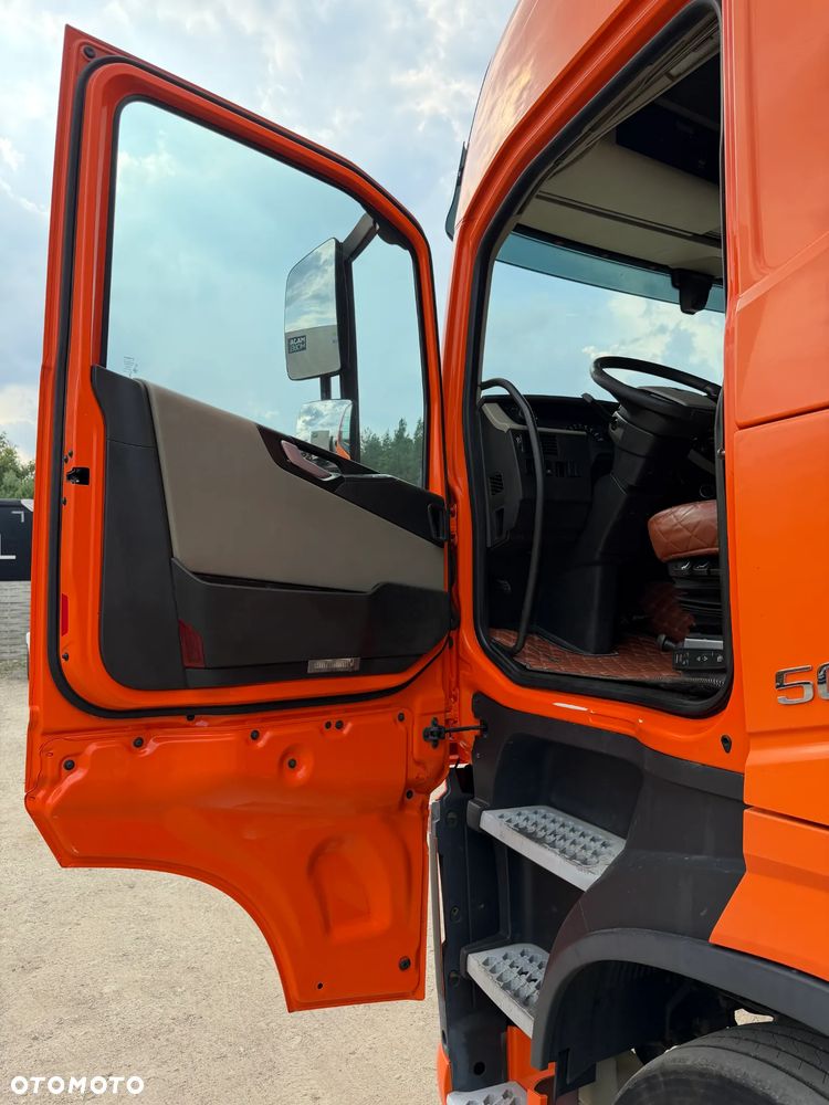Volvo FH 500 / 3 SZTUKI / HYDRAULIKA + 2 ZBIORNIKI PALIWOWE / GLOBETROTTER / EURO 6 / LODÓWKA / DŁUGA RAMA / DOSTĘPNE 3 SZTUKI !! - 26