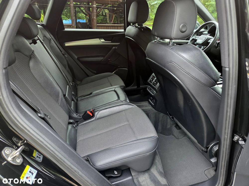 Audi Q5 55 TFSIe quattro S tronic S line - 32