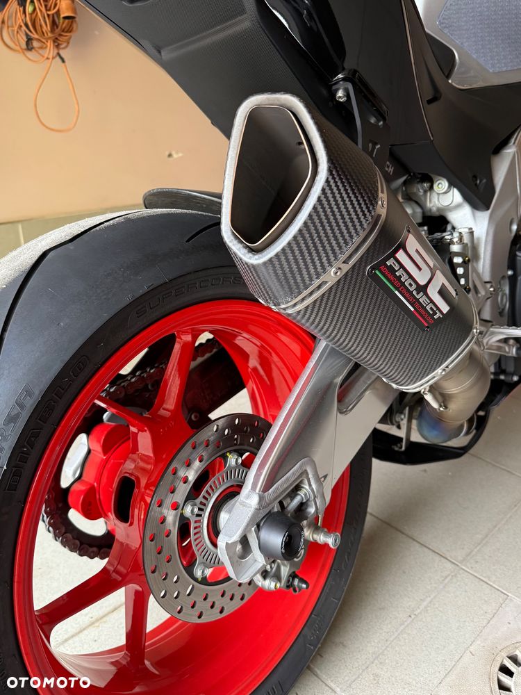 Aprilia RSV - 29