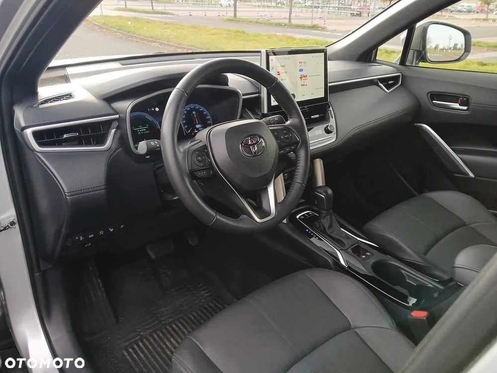 Toyota Corolla Cross 2.0 Hybrid Executive - 16
