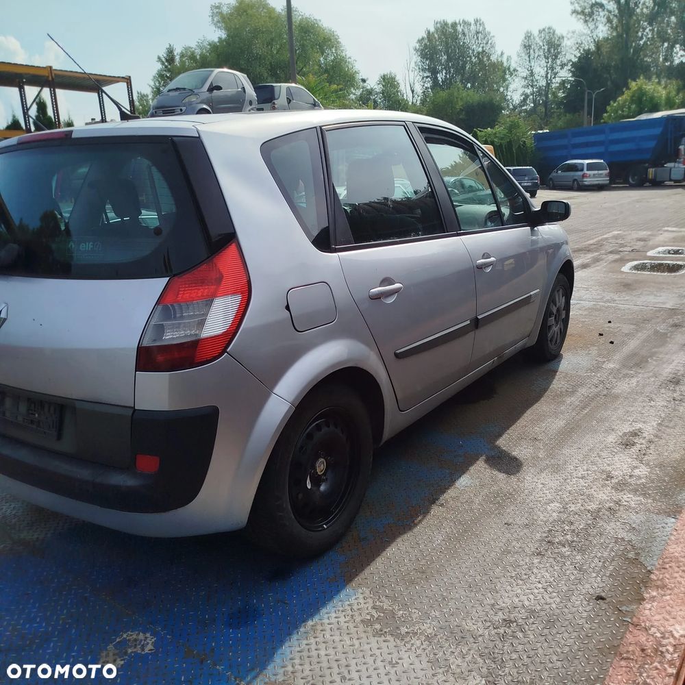 Renault Scenic 2 na części. - 9
