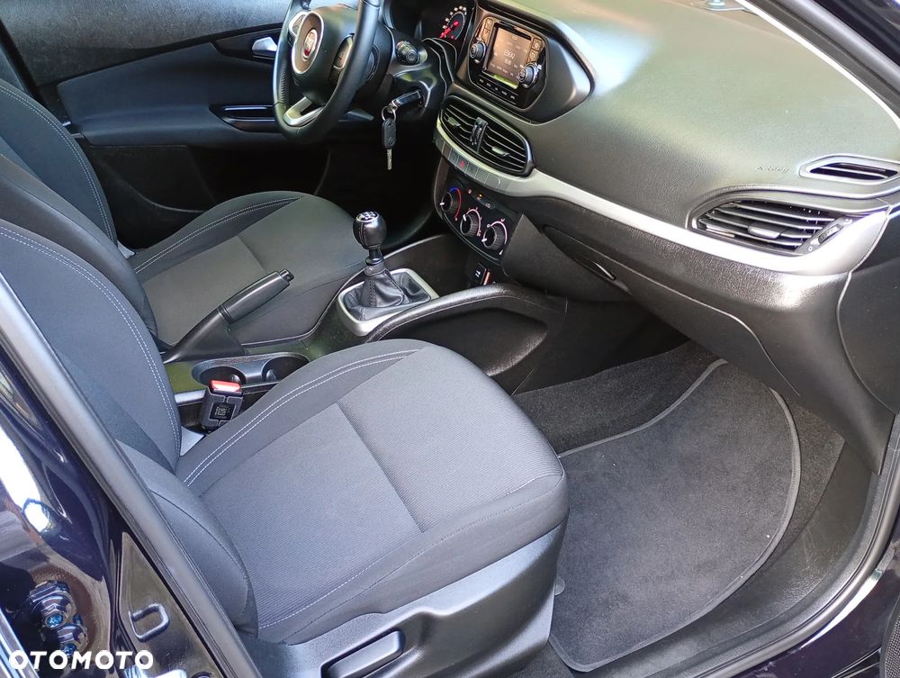 Fiat Tipo 1.4 16V More - 27
