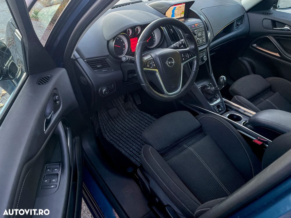 Opel Zafira 2.0 D (CDTI ecoFLEX) Start/Stop Innovation - 12