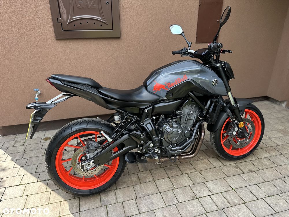Yamaha MT - 16