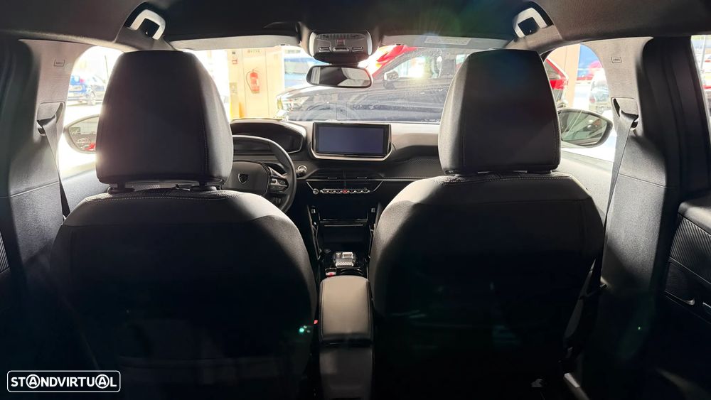 Peugeot e-2008 Allure - 3