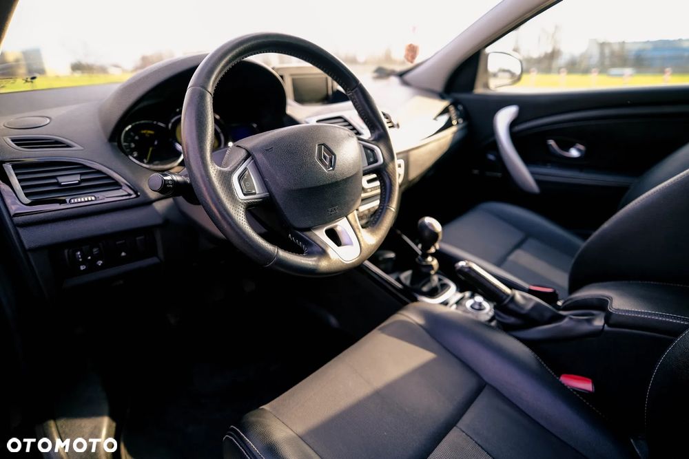 Renault Megane 1.9 dCi Bose Edition - 20