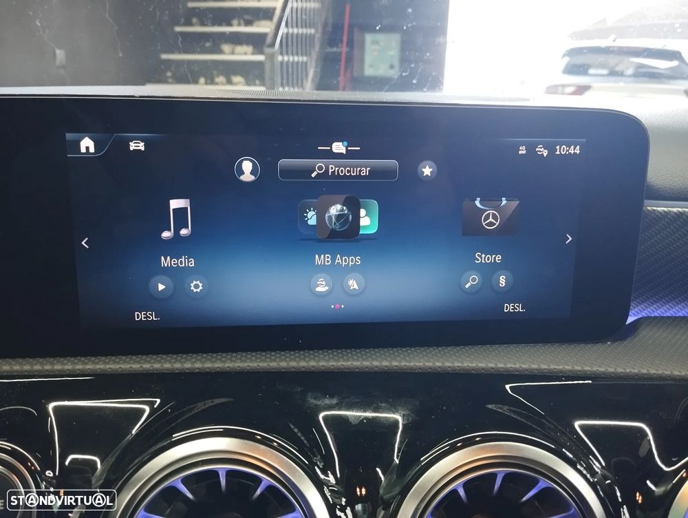 Mercedes-Benz A 200 Style Plus Aut. - 32