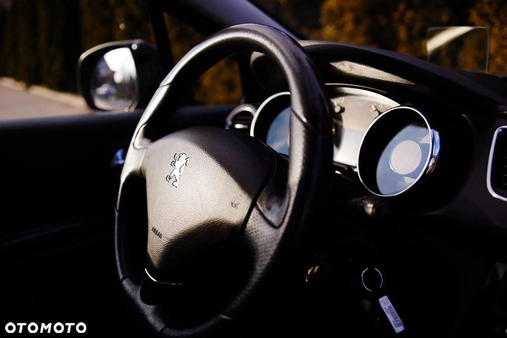 Peugeot 3008 HDi FAP 150 Allure - 24