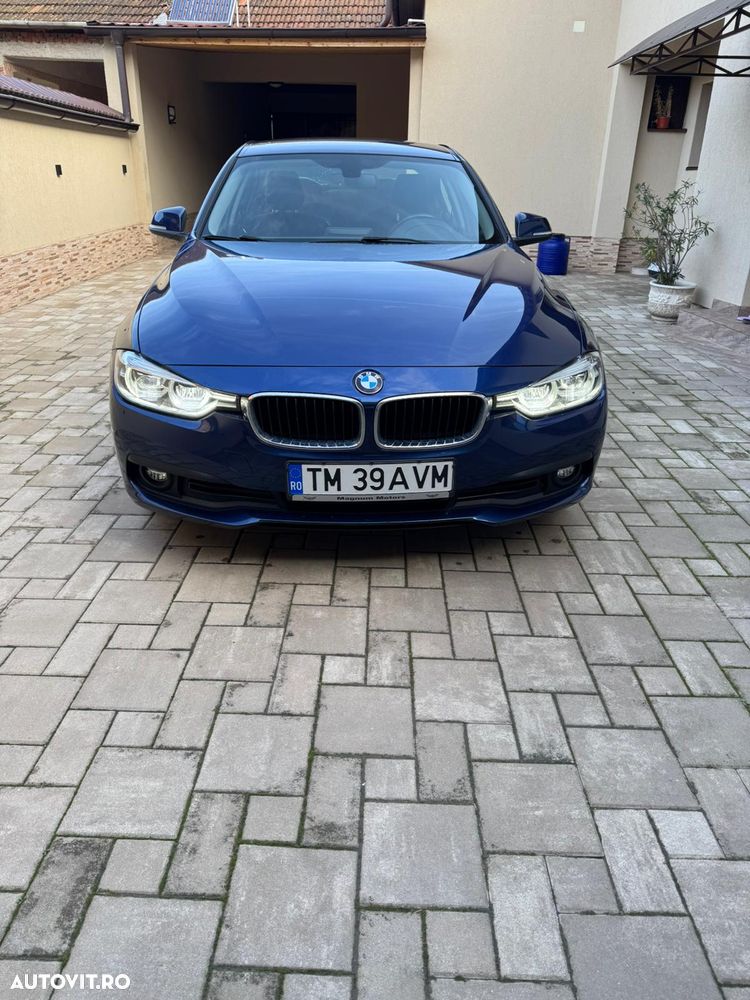 BMW Seria 3 320d Touring - 1