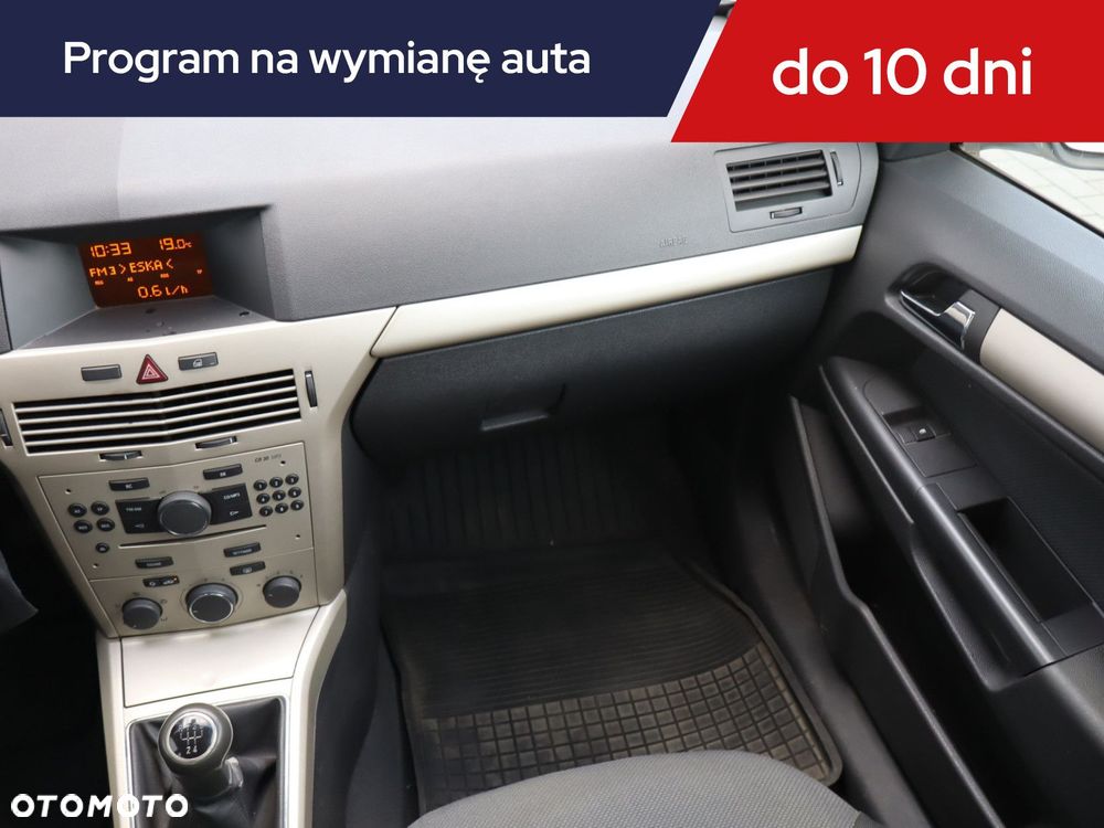 Opel Astra - 10