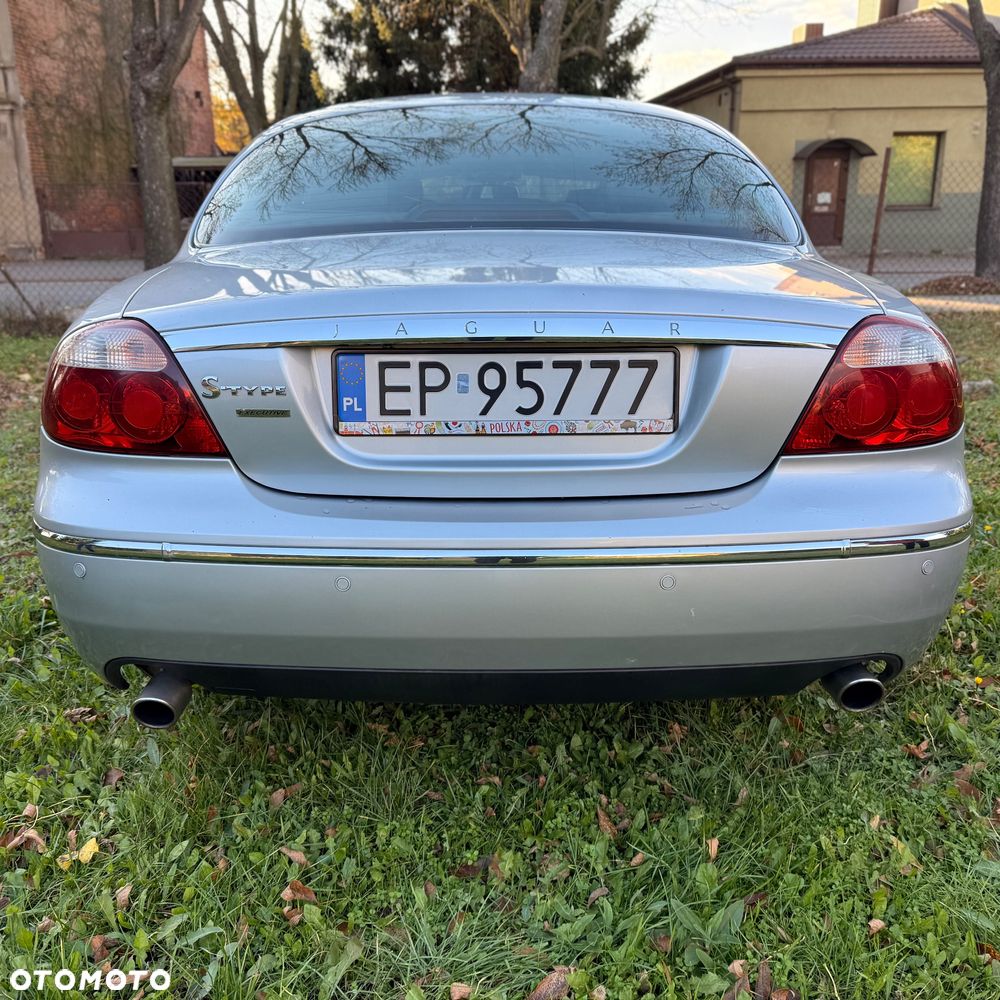Jaguar S-Type 2.7 V6 D Executive - 11