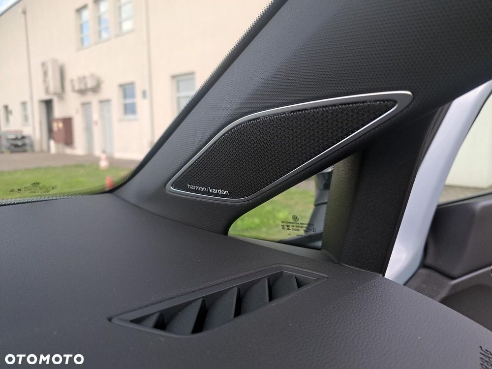 Volkswagen Golf - 31